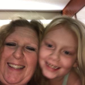 Meet your Posher, Brenda